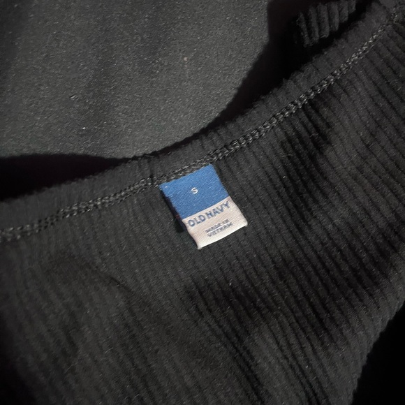 Old navy plush v neck long sleeve tees - Picture 9 of 13